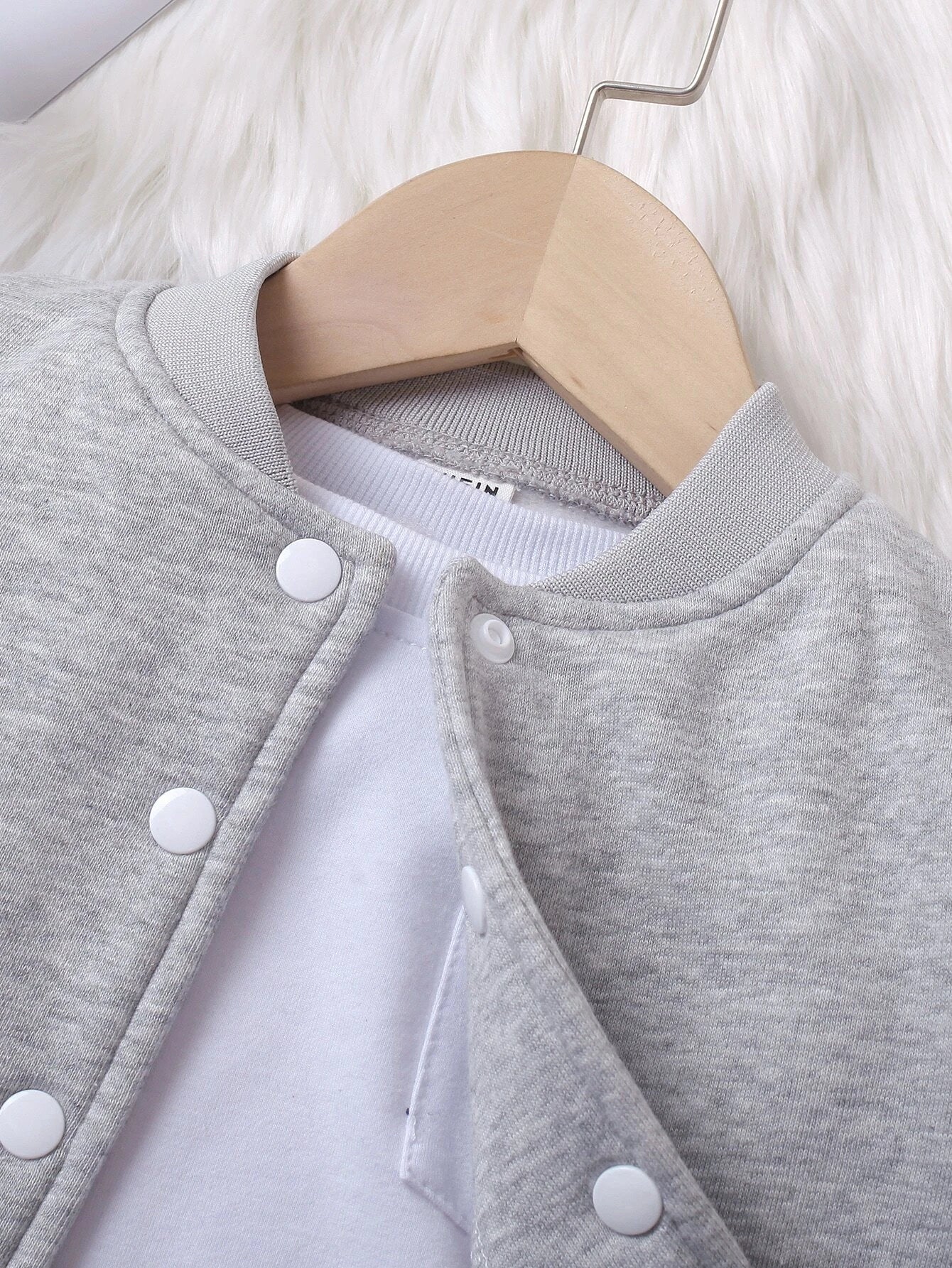 Buy SHEIN Genkimix Kids Baby Boy Letter Patched Thermal Lined Bomber Jacket & Sweatpants in Pakistan