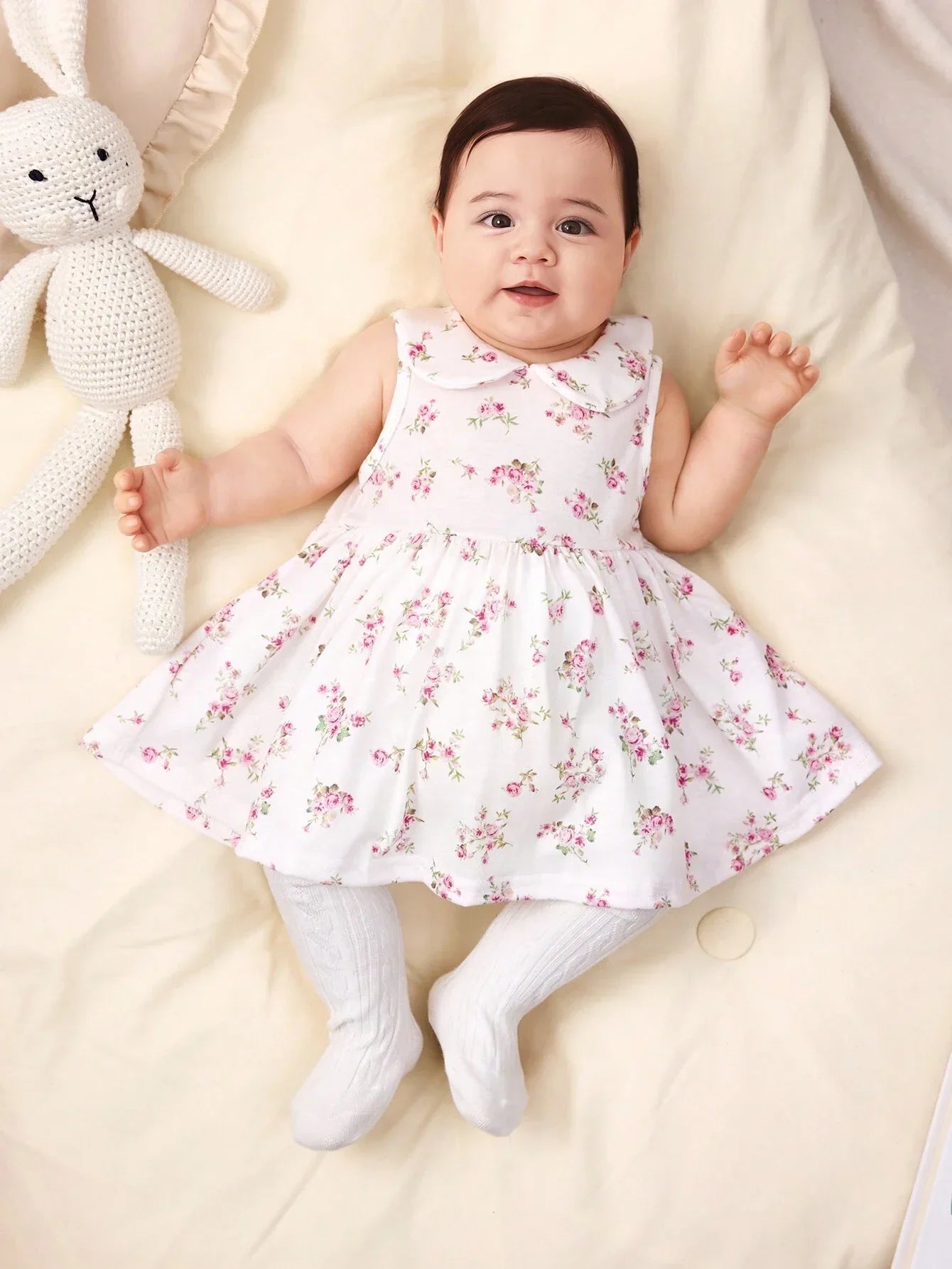 Buy SHEIN Newborn Baby Girl Knitted Sleeveless Dress With Floral Pattern, Peter Pan Collar, Hem Ruffle Details, And Solid Color Long-Sleeved Cardigan Set in Pakistan