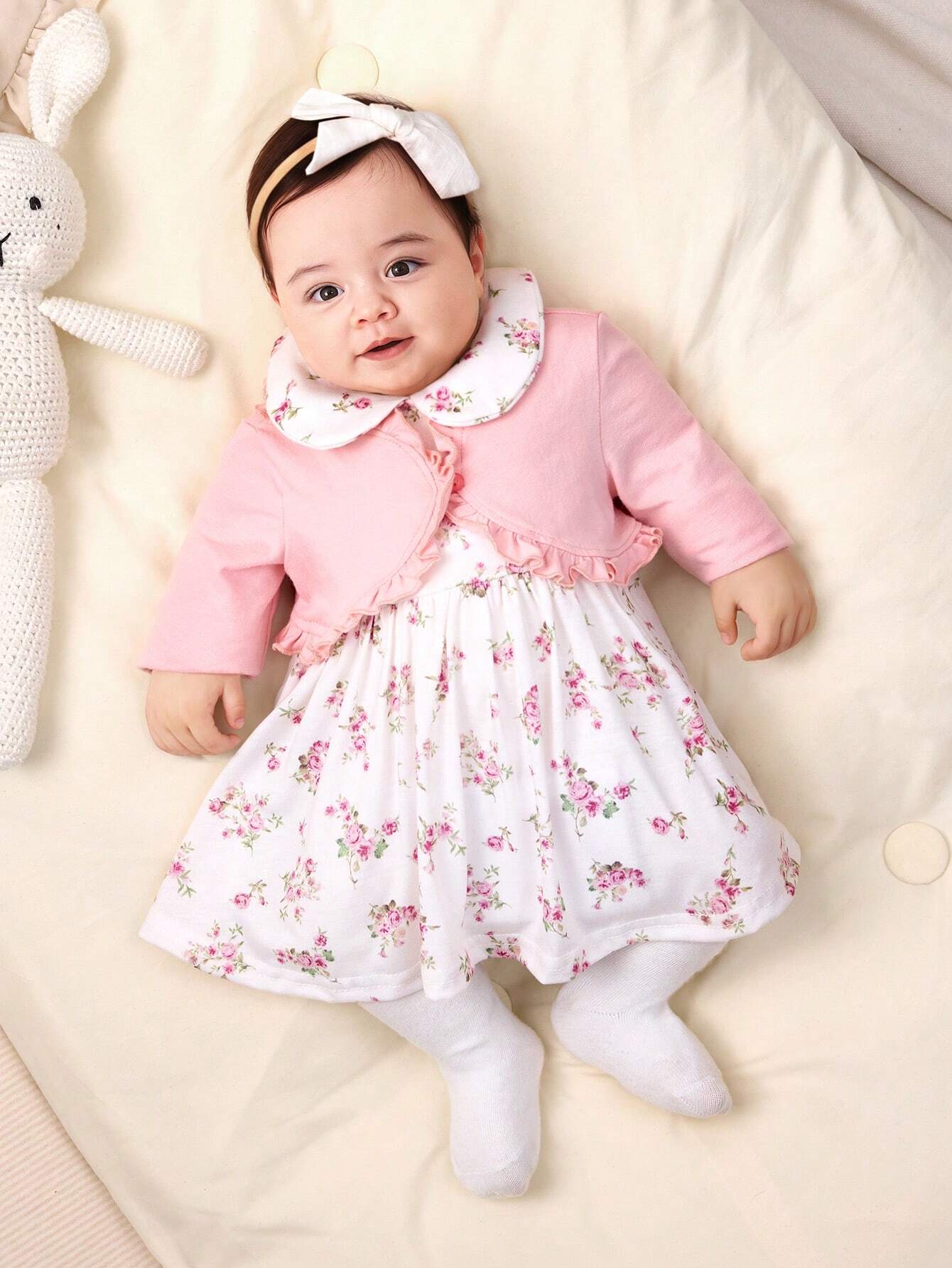 Buy SHEIN Newborn Baby Girl Knitted Sleeveless Dress With Floral Pattern, Peter Pan Collar, Hem Ruffle Details, And Solid Color Long-Sleeved Cardigan Set in Pakistan