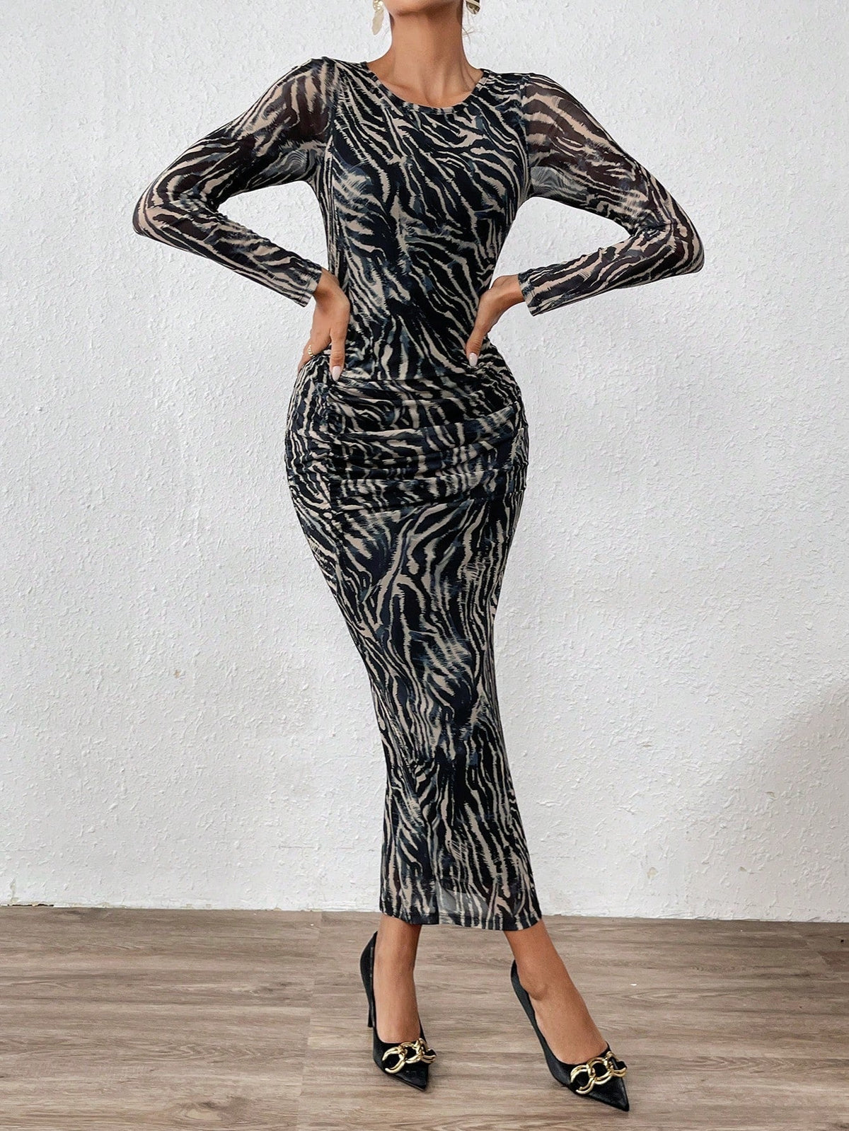 Buy SHEIN Priv̩ Allover Print Ruched Side Bodycon Dress in Pakistan