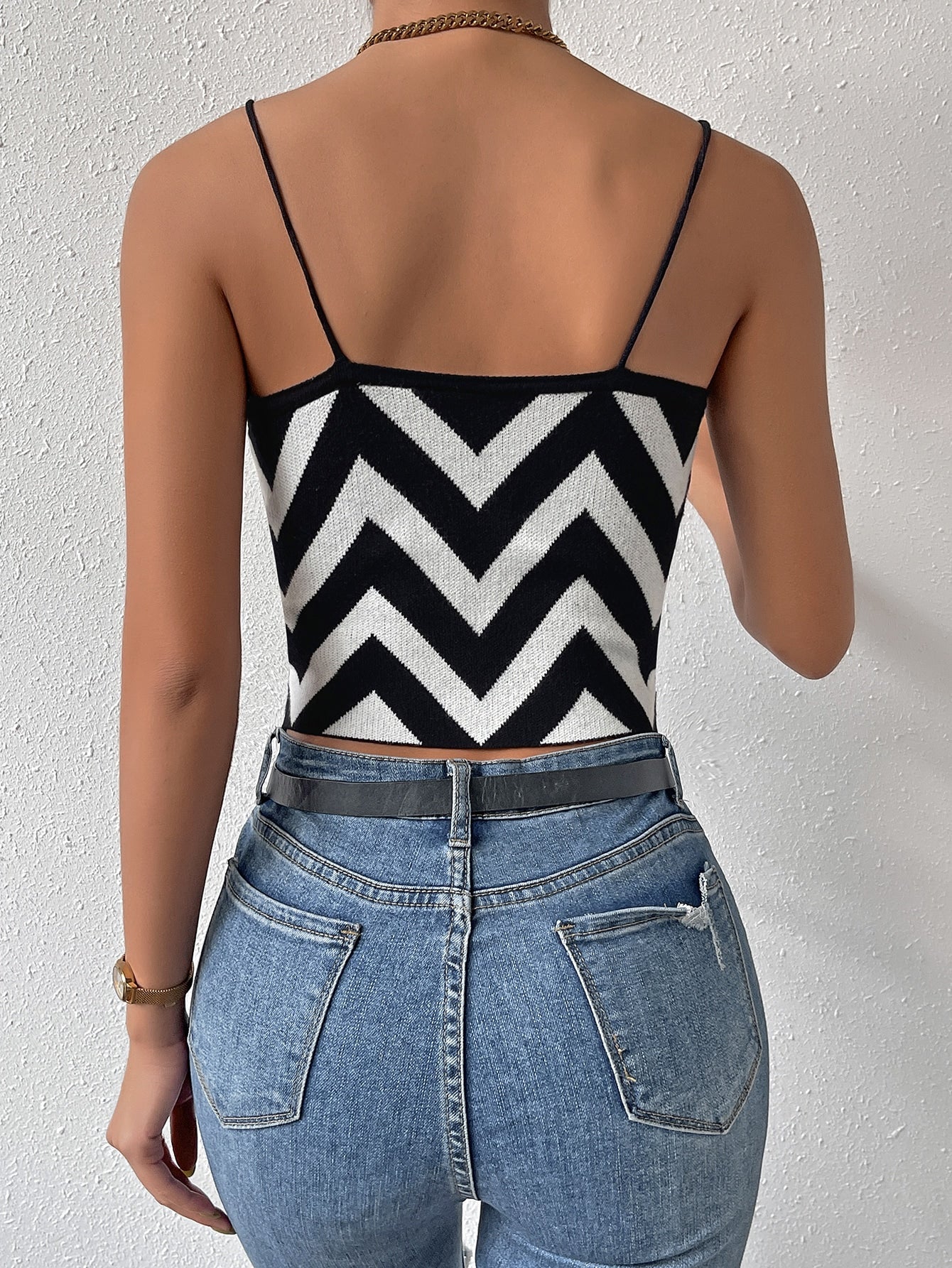 Buy SHEIN Priv̩ Chevron Pattern Cami Knit Top in Pakistan