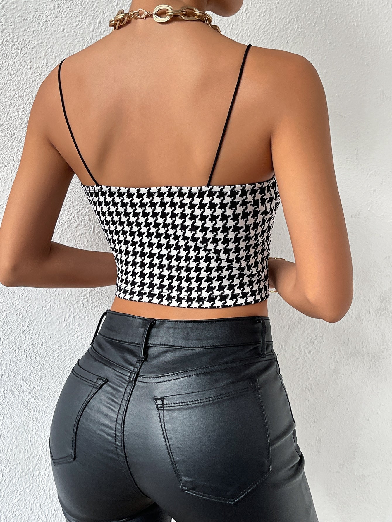 Buy SHEIN Priv̩ Houndstooth Bustier Crop Cami Top in Pakistan