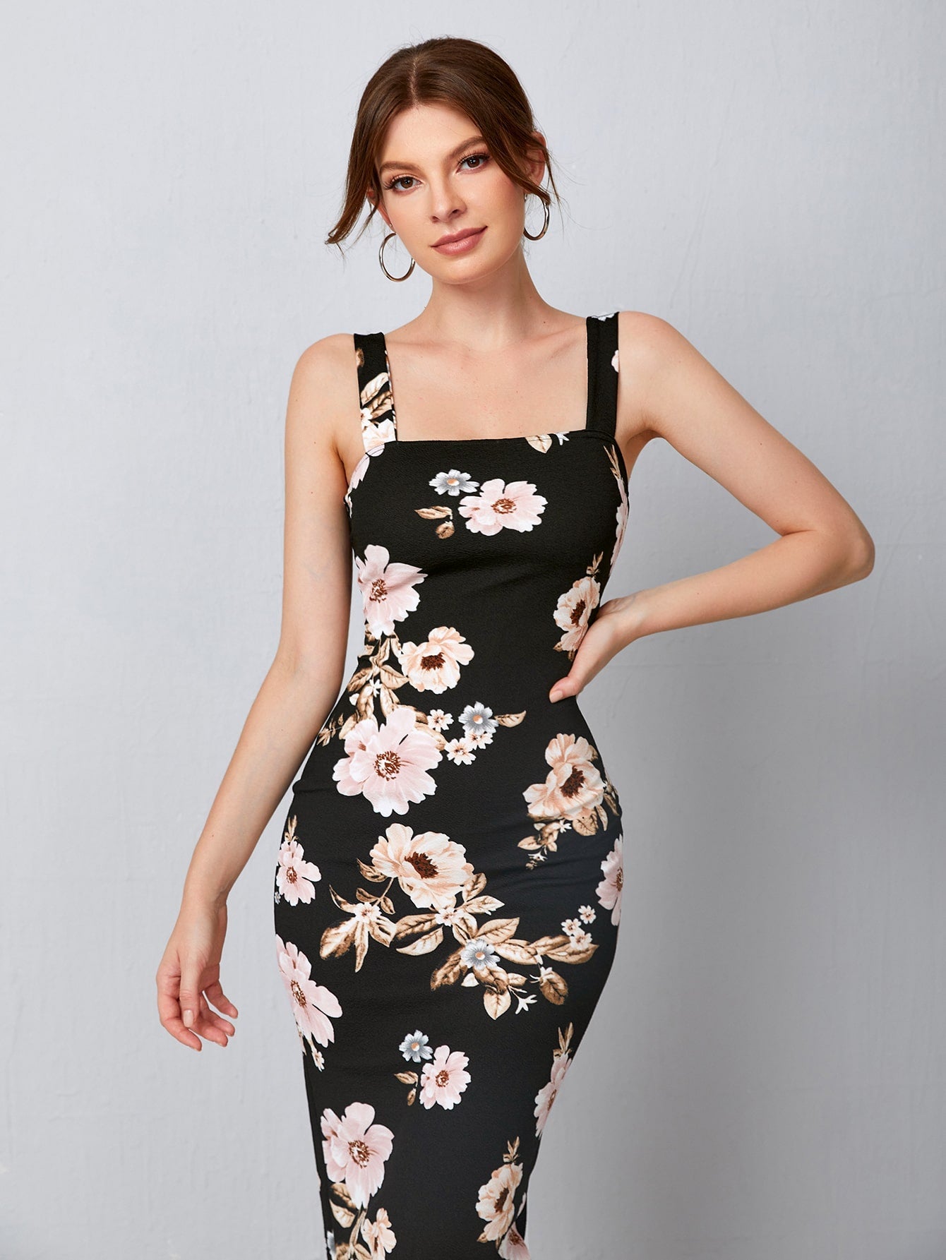 Buy SHEIN Priv̩ Split Hem Floral Bodycon Dress in Pakistan