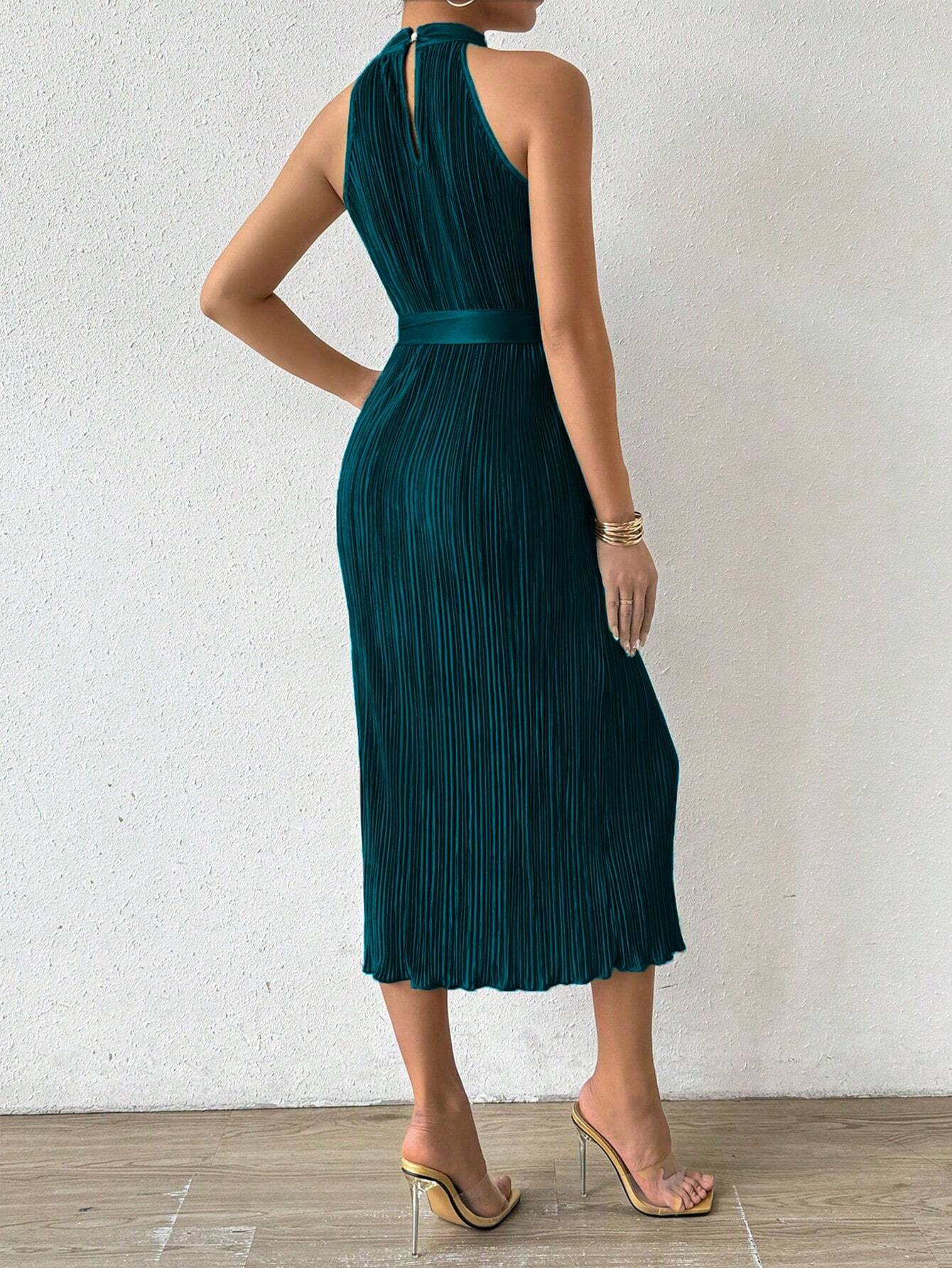 Buy SHEIN Raffinéa Women's Plain & Simple Daily Open Shoulder Dress in Pakistan