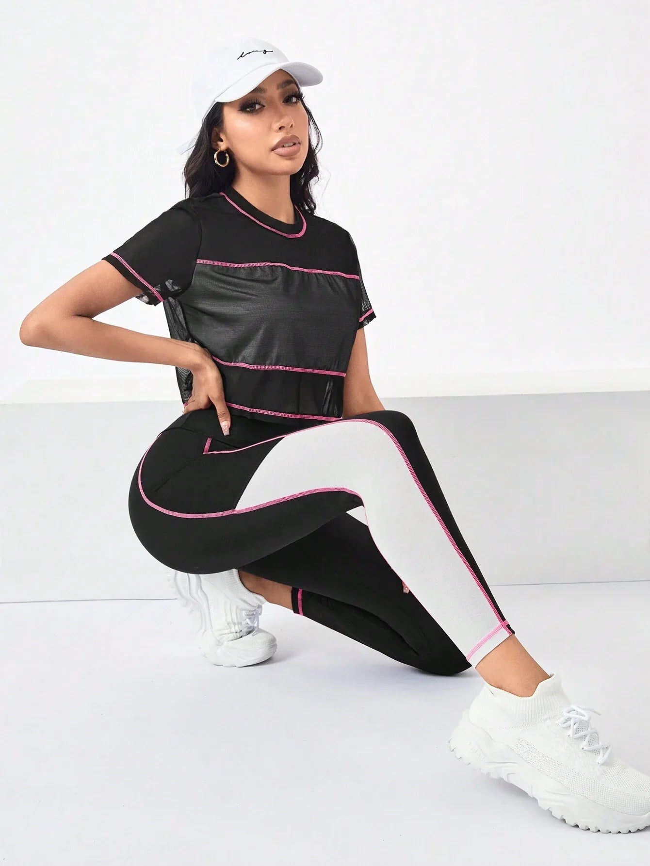 Buy SHEIN Running Colorblock Sports Tee & Phone Pocket Side Leggings in Pakistan