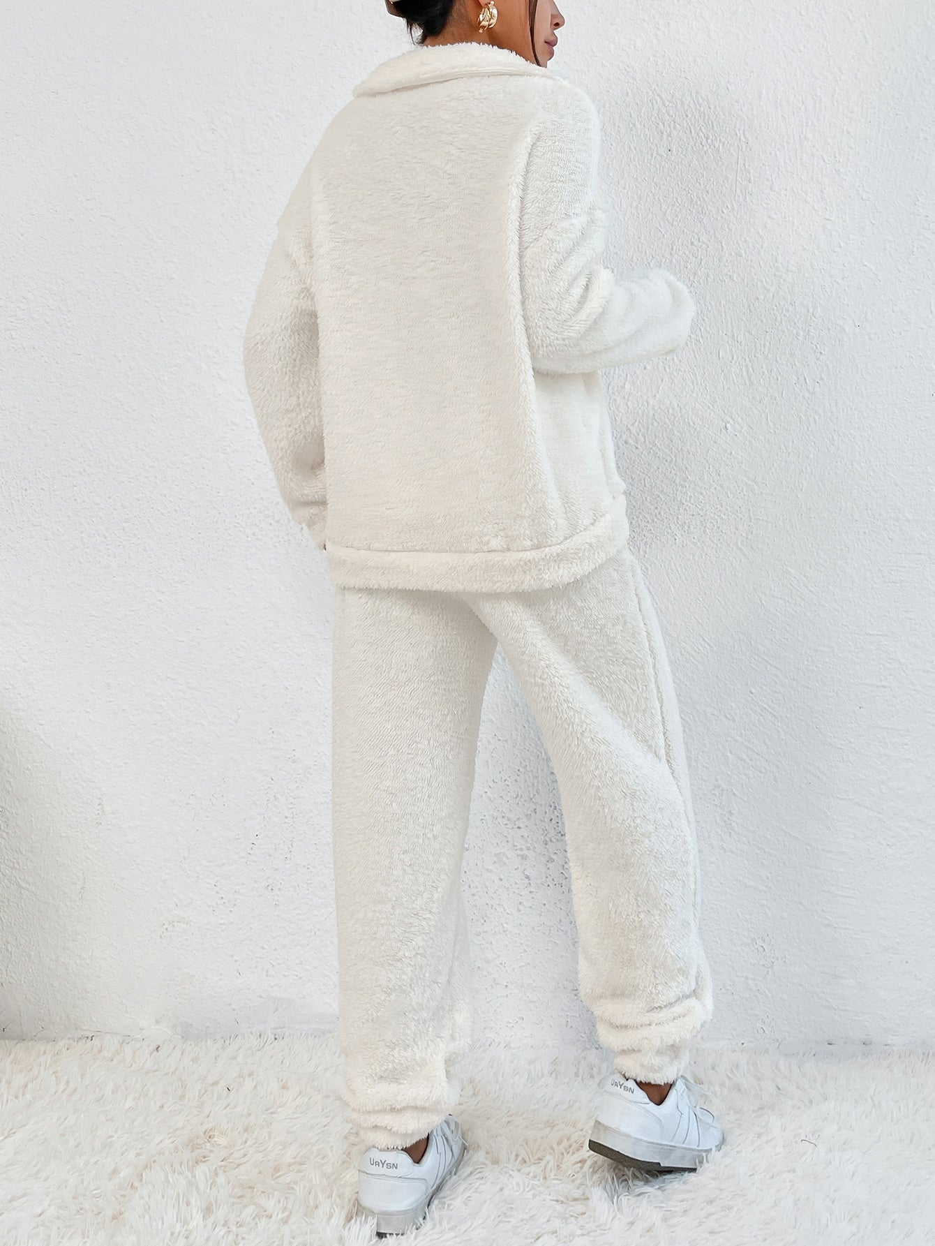 Buy SHEIN X Antonella SHEIN Frenchy Drop Shoulder Flannel Sweatshirt & Trousers in Pakistan