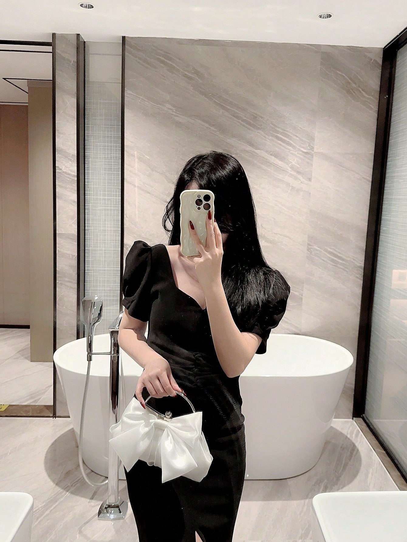 Buy SHEIN Fashionable Bow Decor Clip Evening Bag in Pakistan