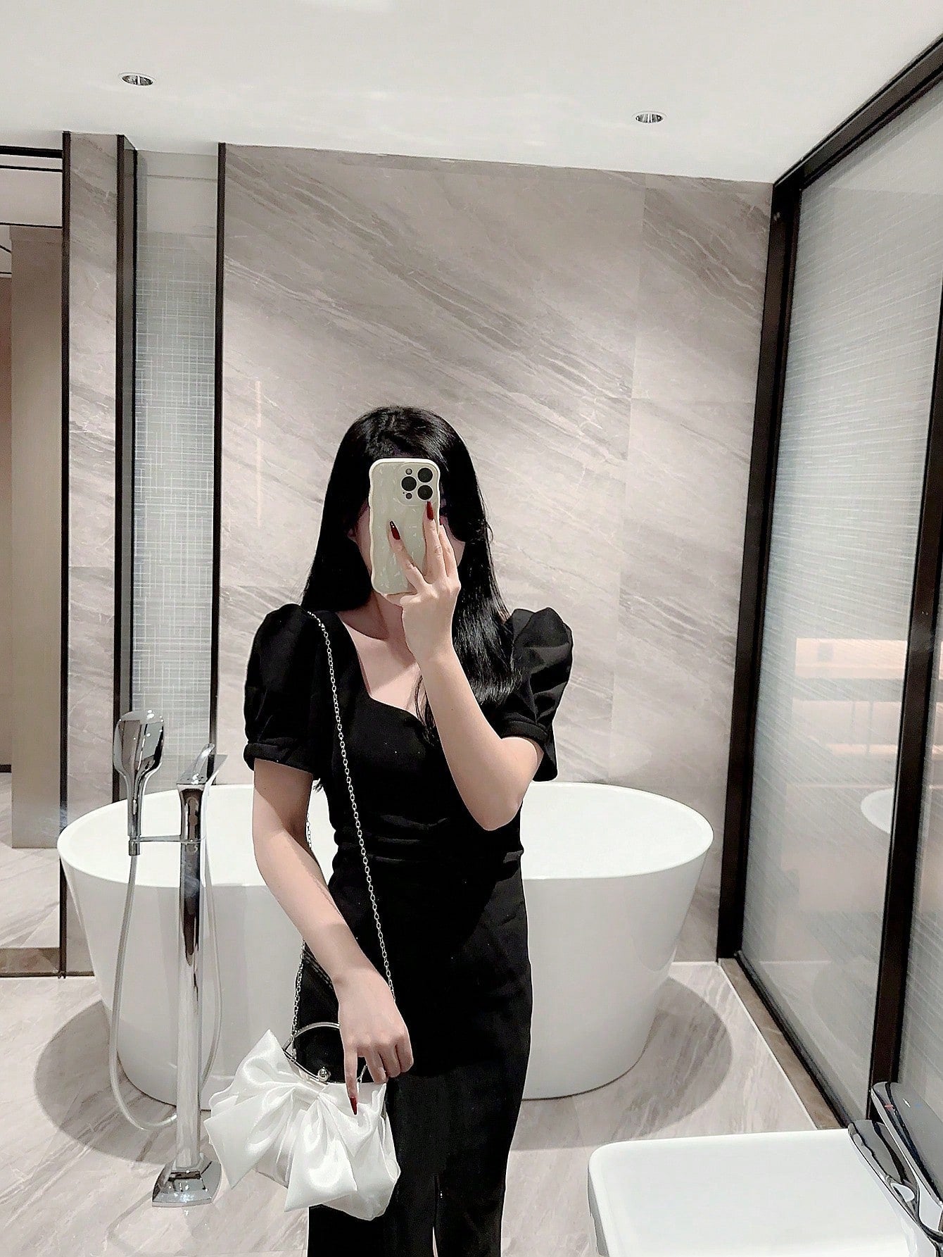 Buy SHEIN Fashionable Bow Decor Clip Evening Bag in Pakistan