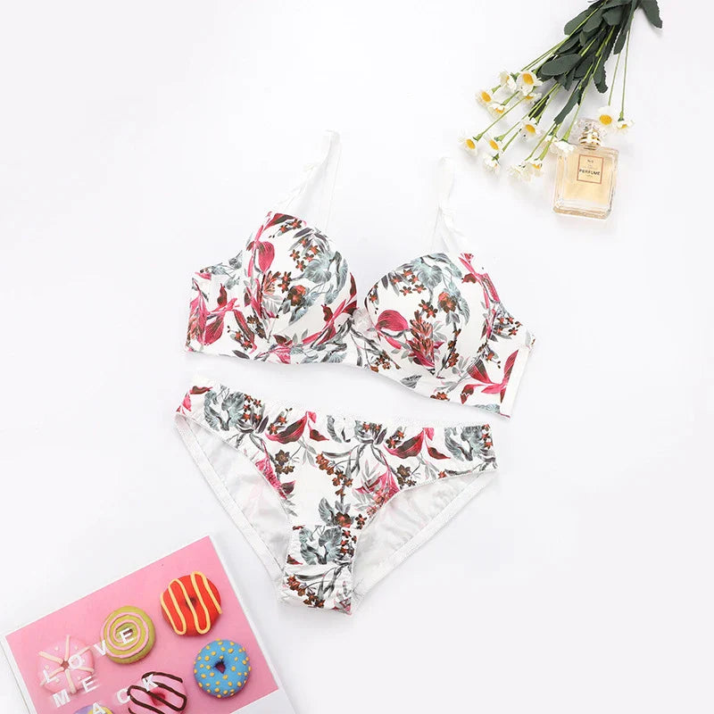Buy Whisper Floral Padded Bra and Panty Set in Pakistan