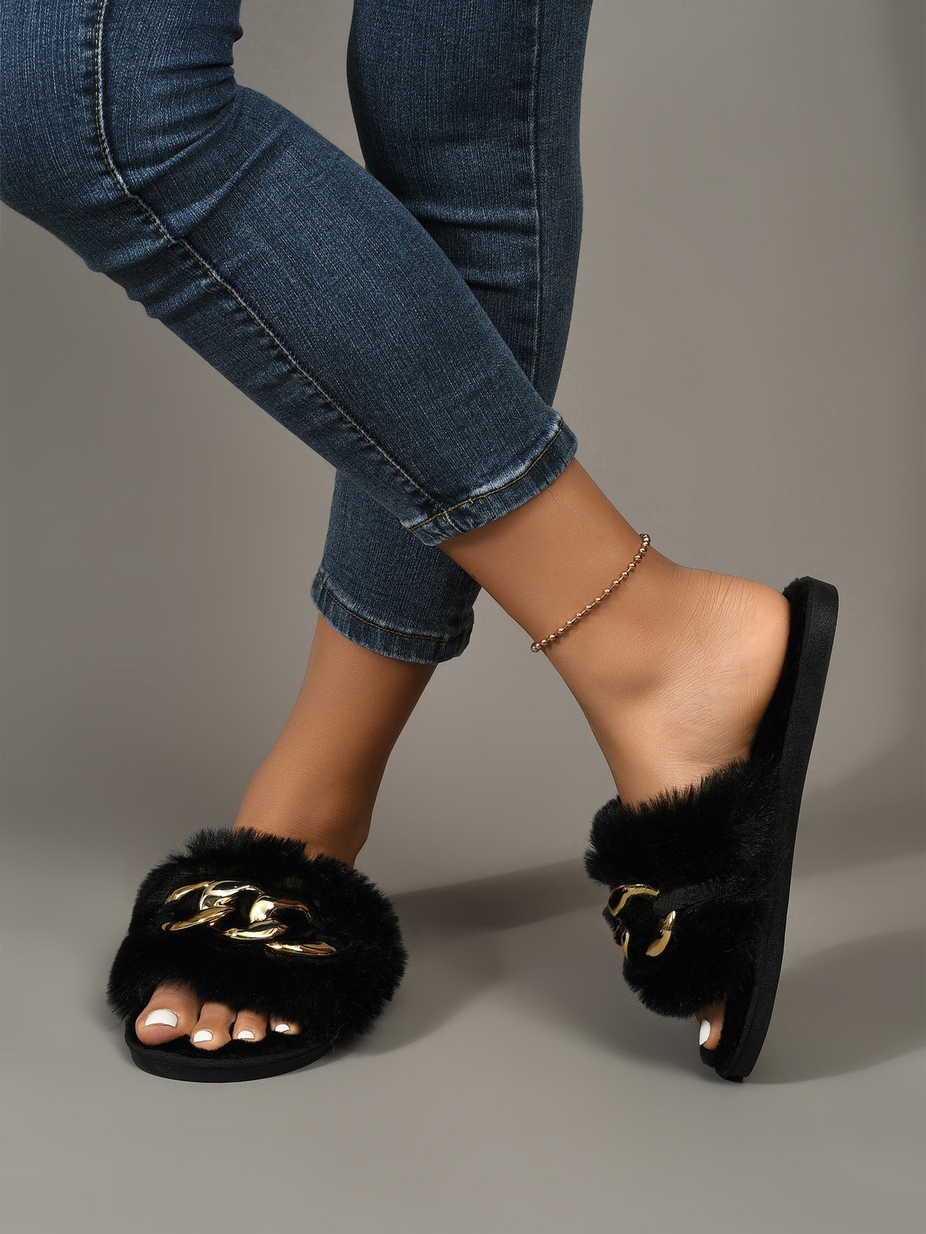 Buy SHEIN Women Black Fluffy Chain Decor Slippers in Pakistan