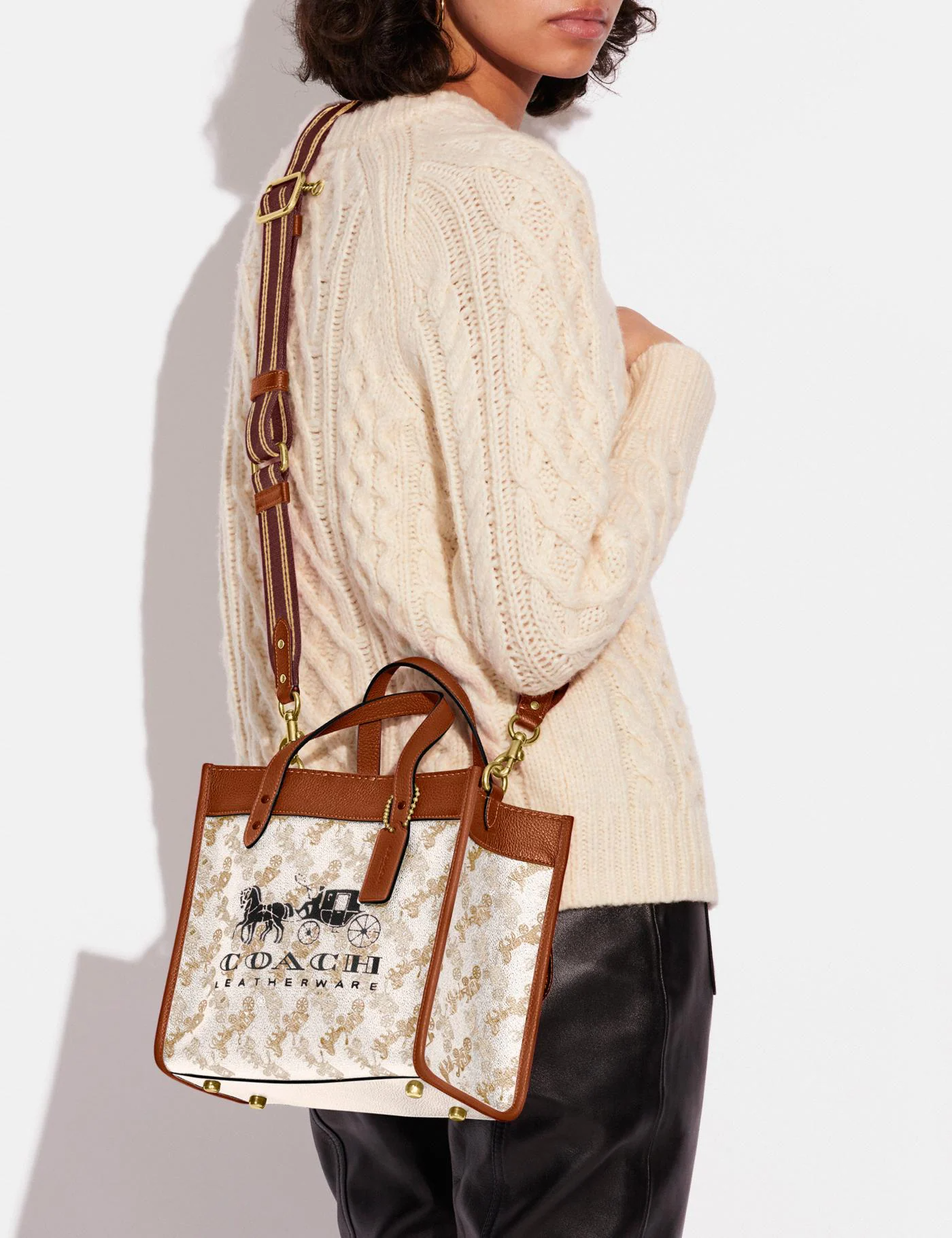 Buy Coach Field Tote In Signature Canvas With Horse And Carriage Print Bag Small in Pakistan